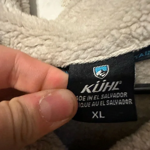 Pullover - Picture 3 of 4